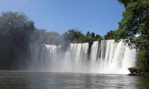 Cachoeira São Romão a gigante da Chapada das Mesas